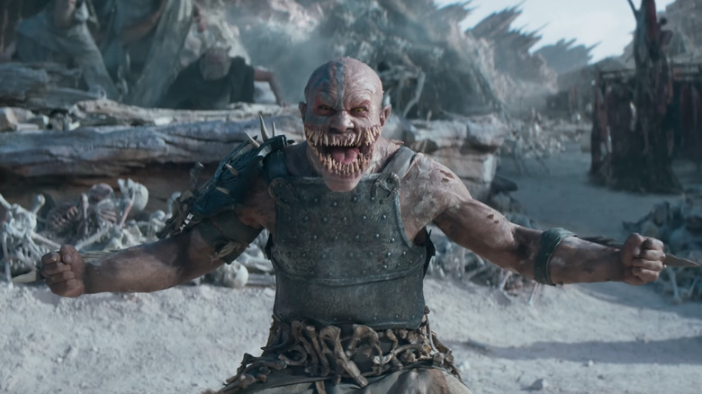 Baraka screaming with his arms out in Mortal Kombat II