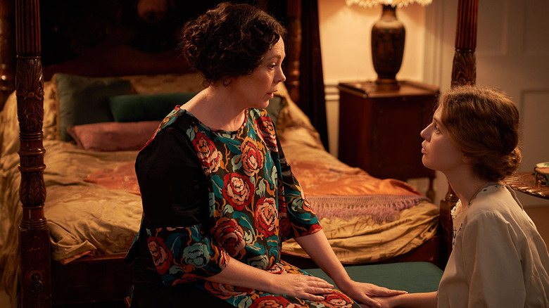 Olivia Coleman and Odessa Young