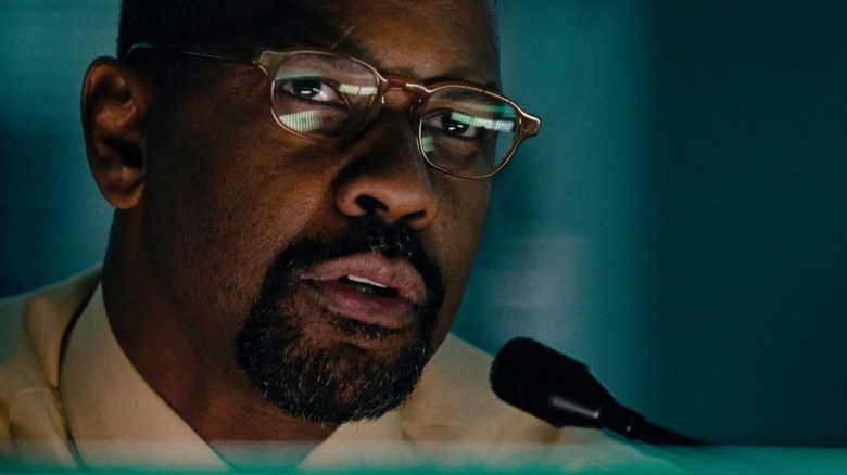 Denzel Washington in The Taking of Pelham 123