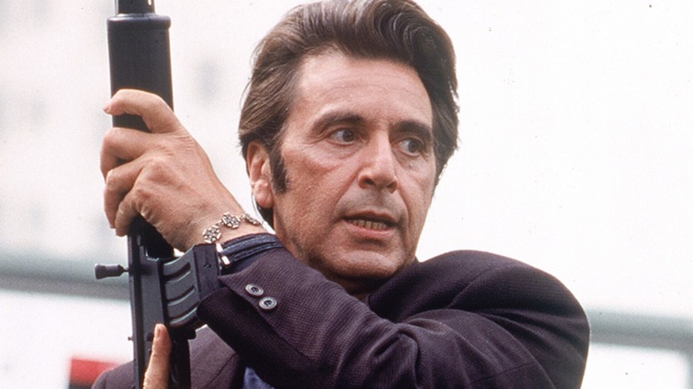 Al Pacino holds gun in Heat