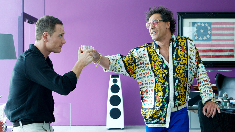 Michael Fassbender drinks with Javier Bardem