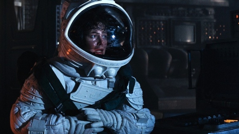 Sigourney Weaver scared Alien