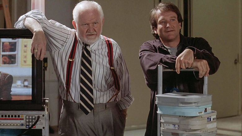 Robert Prosky and Robin Williams in Mrs Doubtfire