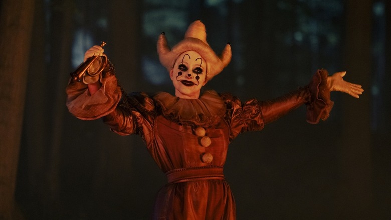 Madeleine Stowe's Ingrid Kersh poses as Perrywinkle the clown in It Welcome to Derry