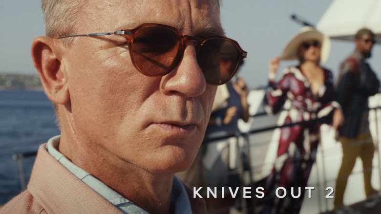 Daniel Craig looking stylish in Knives Out 2