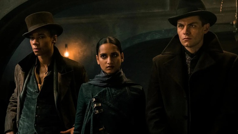 Jeseaper, Injey and Cases quickly make their way from Ketterdam in the shadow and bone