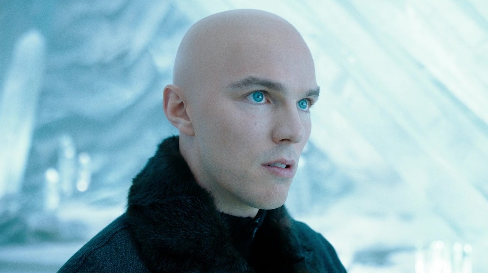 Nicholas Hoult kreeg zijn Superman-auditie door in de DM’s van James Gunn te glijden