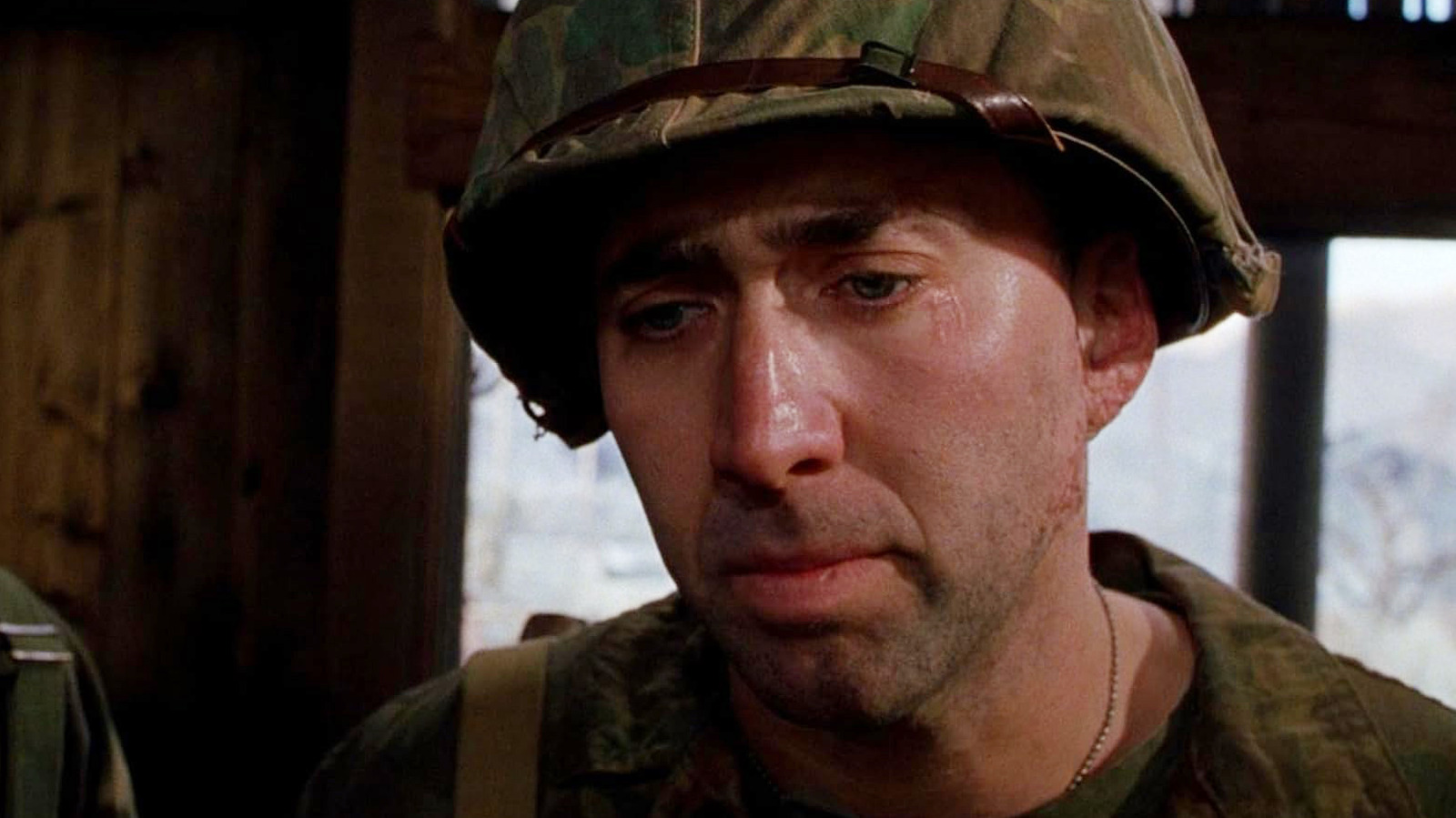 De oorlogsfilm Underseen uit 2002 van Nicolas Cage werd geregisseerd door een levende actielegende