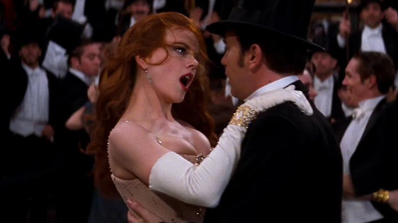 Nicole Kidman and Ewan McGregor as Satine and Christian dancing in Moulin Rouge