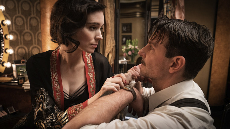 Rooney Mara and Bradley Cooper in Nightmare Alley