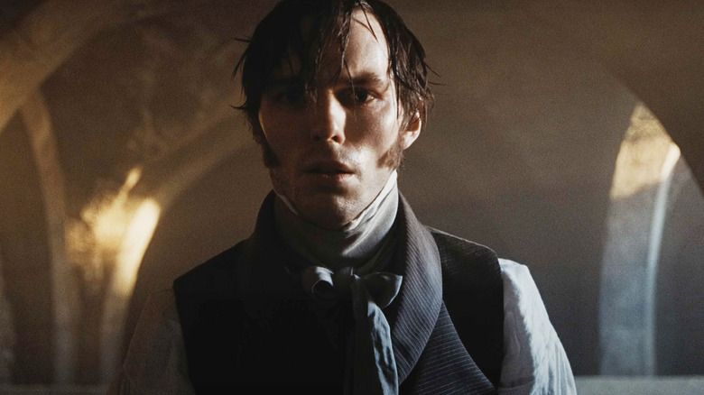 Thomas Hatter Nicholas Hult looks scary when he goes around the castle in the Novopherat