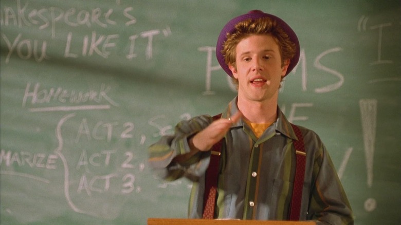 Eric Jungmann as Ricky Lipman in Not Another Teen Movie, at the podium in front of the chalkboard