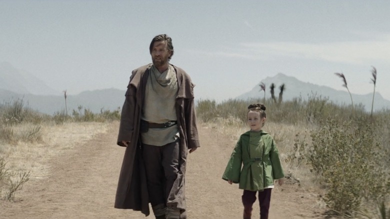 Obi-Wan and Leia walking in the fields of Mapuzo