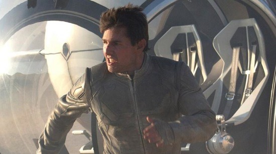 Tom Cruise in Joseph Kosinski's Oblivion
