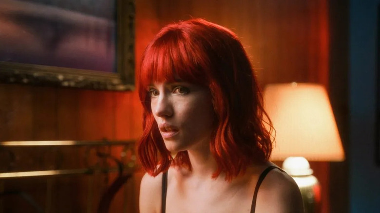 Willa Fitzgerald Strange Darling red wig
