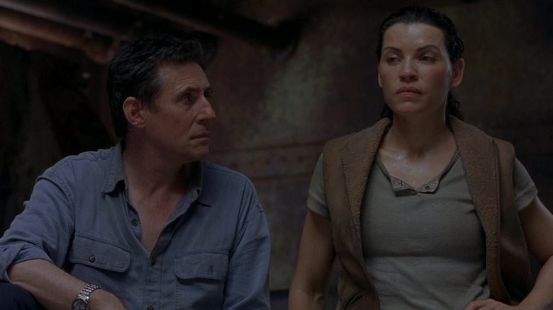 ఘోస్ట్ షిప్‌లో గగుర్పాటు కలిగించే ఘోస్ట్ షిప్‌లో కెప్టెన్ సీన్ మర్ఫీ మరియు మౌరీన్ ఎప్స్