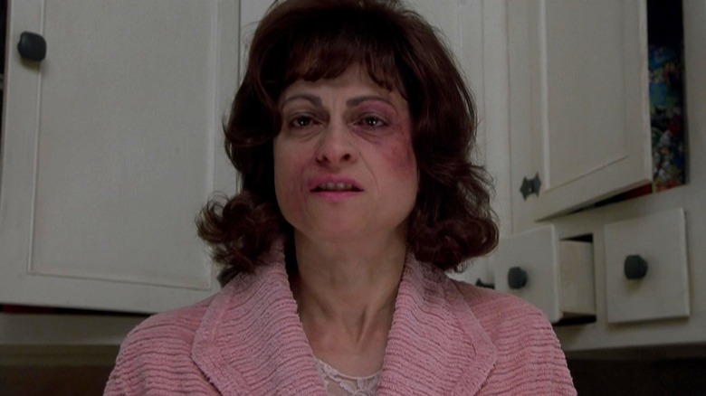 Housewife ghost scares Cole in The Sixth Sense (1999)