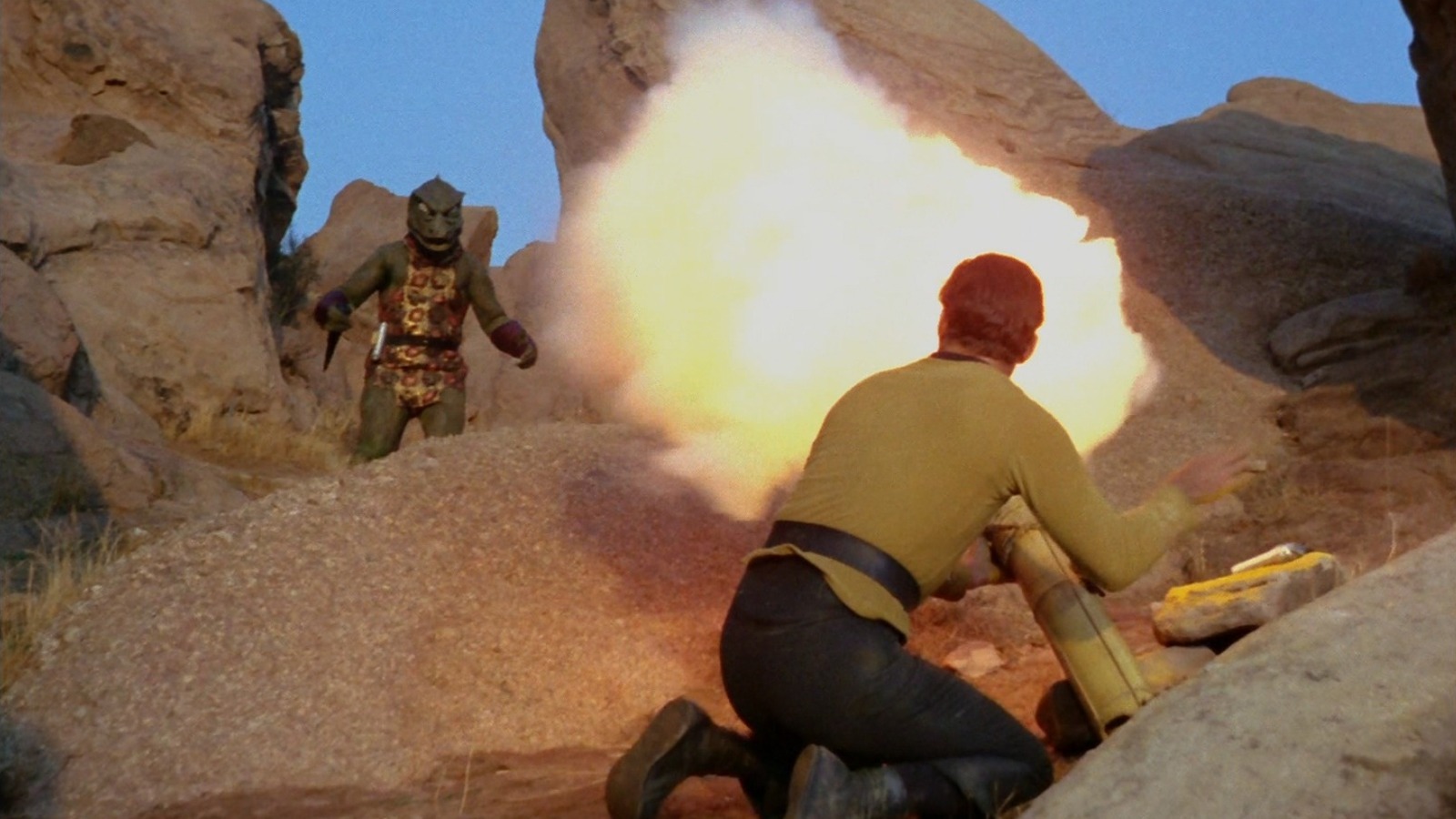 One Star Trek Explosion Plagued William Shatner With A Lifelong Hearing Issue – /Film