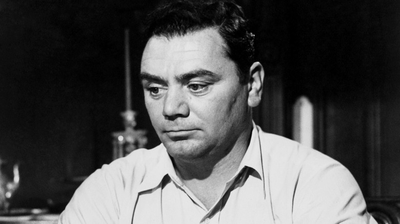 Marty wearing a white shirt in Marty (1955)
