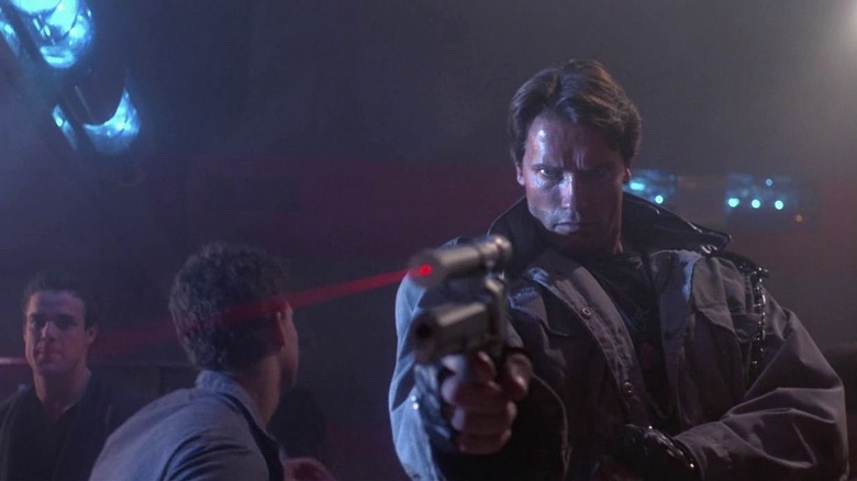 Arnold Schwarzenegger The Terminator 1984 laser sight gun