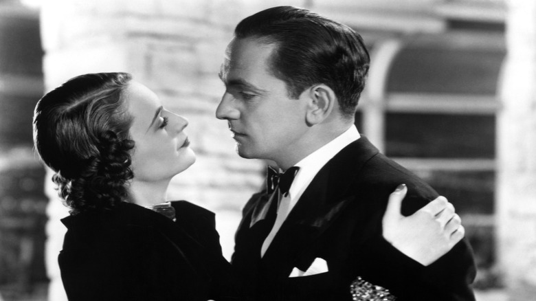 Esther (Janet Gaynor) and Norman (Fredric March) embracing in "A Star is Born"
