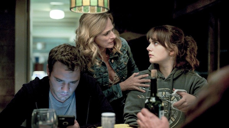 EMilia Jones, Marlee Matlin, and Daniel Durant in CODA