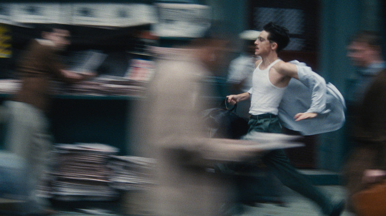 తిమోతీ చలమెట్ మార్టీ సుప్రీంలో మార్టి మౌసర్‌గా తన జీవితాన్ని కొనసాగించాడు