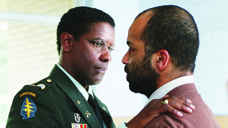 Denzel Reassures Soldier