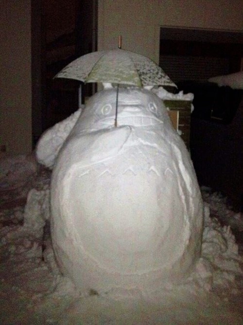 Totoro snowman