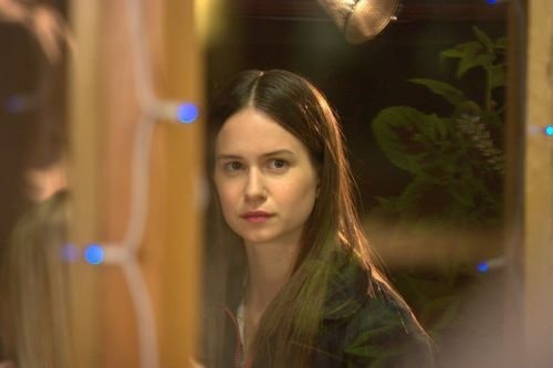 katherine-waterston-1