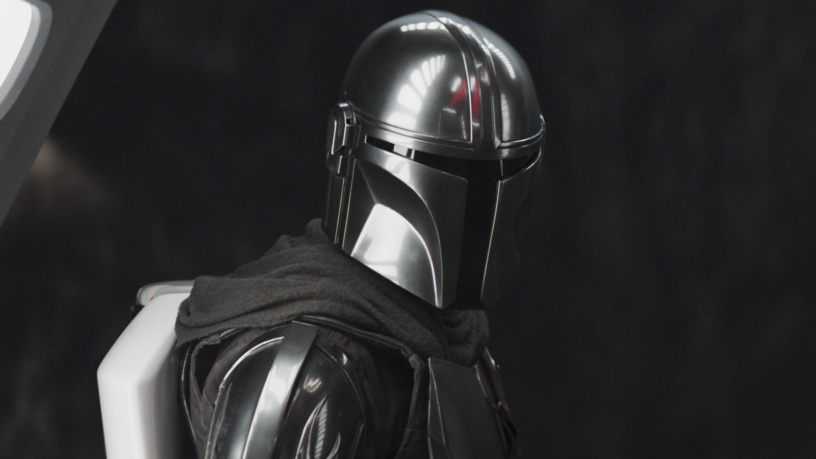 Pedro Pascal Explains How The Mandalorian's Season 3 Finale Wasn't Really An Ending