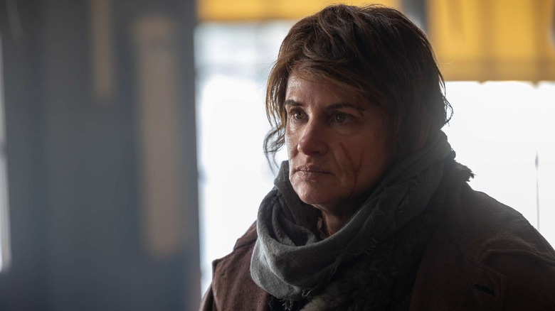 Juliette Lewis is rugged and scar-faced as Cut-throat Bill in The Thicket