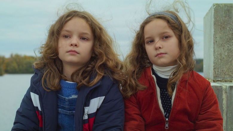 Petite Maman Joséphine Sanz and Gabrielle Sanz