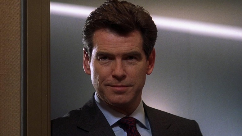 Pierce Brosnan as James Bond wearing a suit and tie in Die Another Day