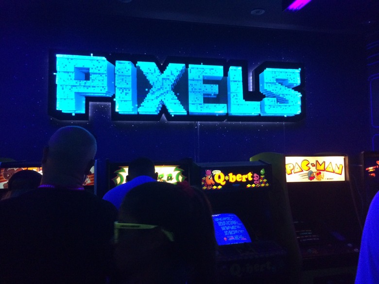 Pixels Dojo Quest Arcade Game, First Video Of Peter Dinklage As Billy