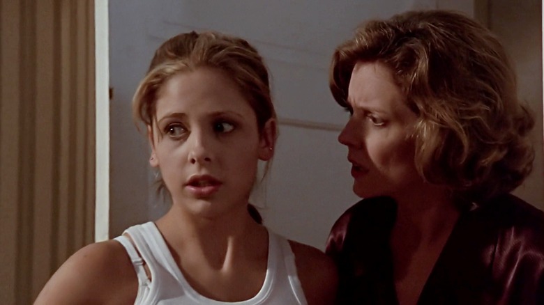 Sarah Michelle Gellar and Kristine Sutherland in Buffy the Vampire Slayer