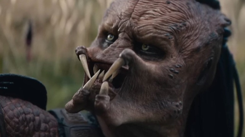 A closeup of Dek in Predator: Badlands