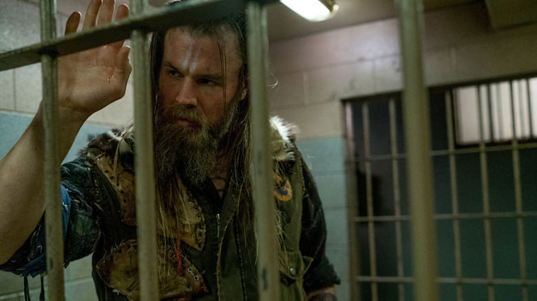 Ryan Hurst as Lil Foster behind bars in prison in Outsiders