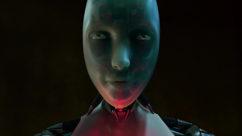 सनी, मी, रोबोटमध्ये भितीदायक दिसत आहे