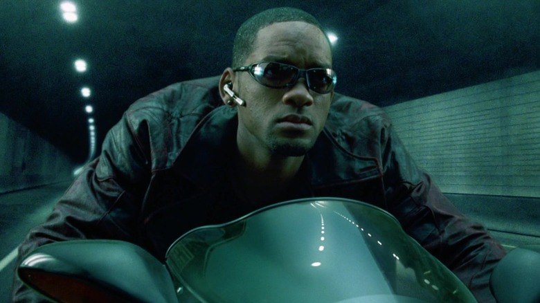 I, रोबोट मध्ये मोटरसायकलवर डिटेक्टिव्ह डेल स्पूनर