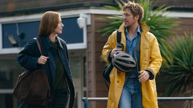 Eva Stratt informs Ryland Grace about a world-saving opportunity in Project Hail Mary