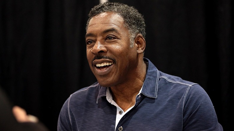Ernie Hudson speaking at Phoenix Comicon Fan Fest
