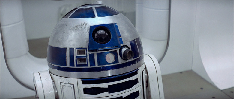 Star Wars - R2-D2 Lines Dubbed