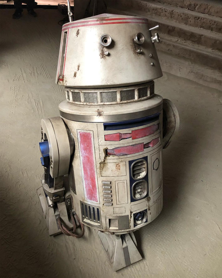 r5-d4 in the mandalorian