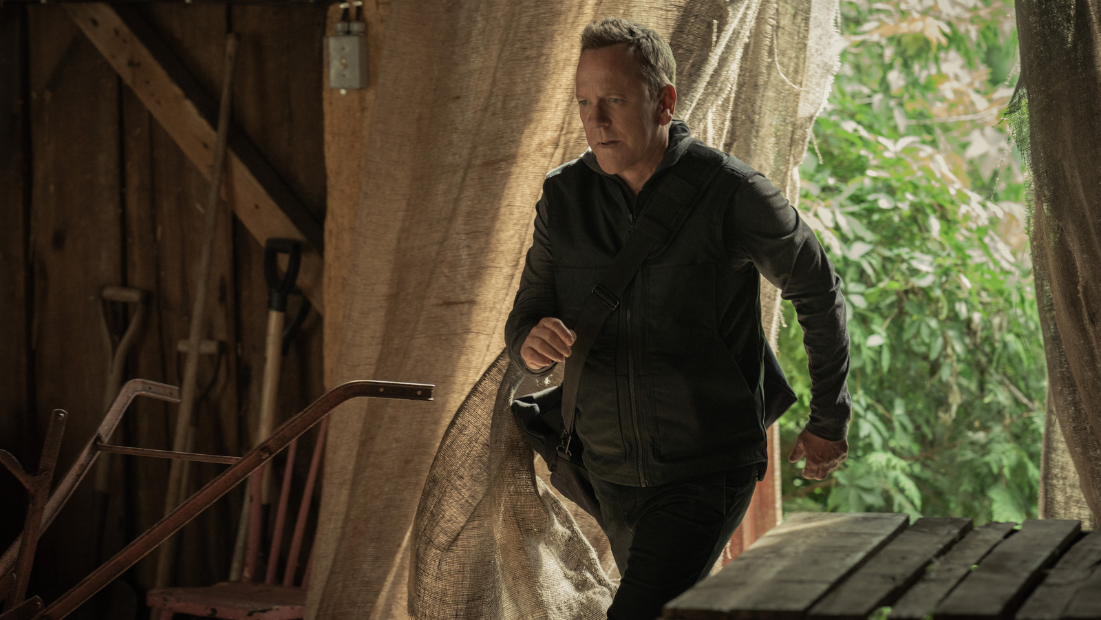Rabbit Hole Trailer Kiefer Sutherland Channels Jack Bauer For A New