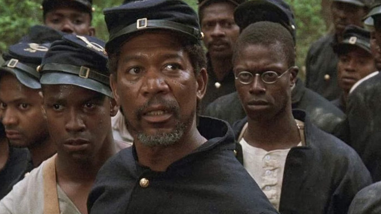 Morgan Freeman, Denzel Washington, and Andre Braugher in military uniforms in Glory