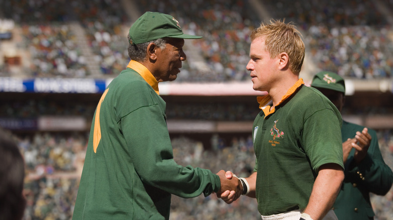 Morgan Freeman Matt Damon shake hands