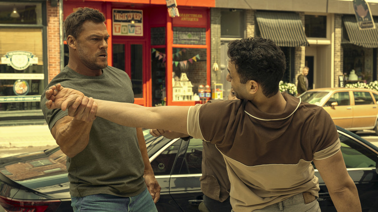 Reacher, Jack Reacher (Alan Ritchson) breaking some fool's arm