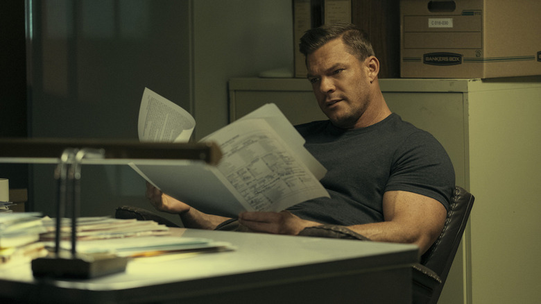 Alan Ritchson in Reacher