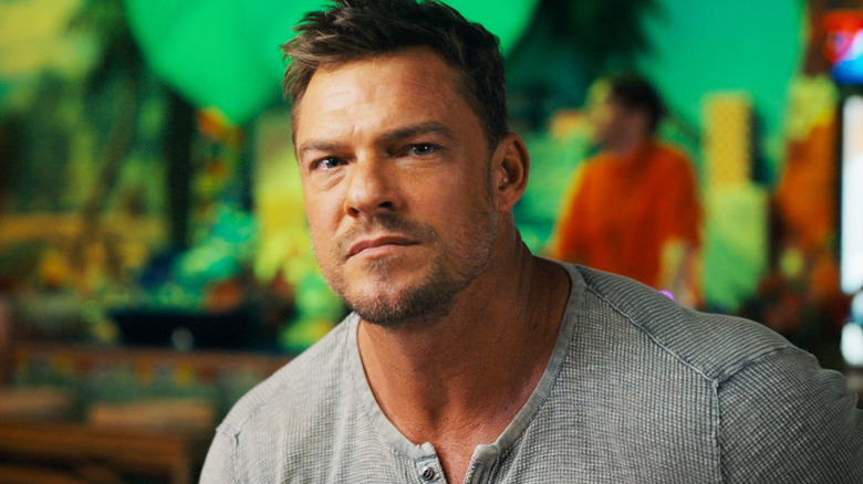 Alan Ritchson's Jeff Eamon is seen in closeup in Playdate